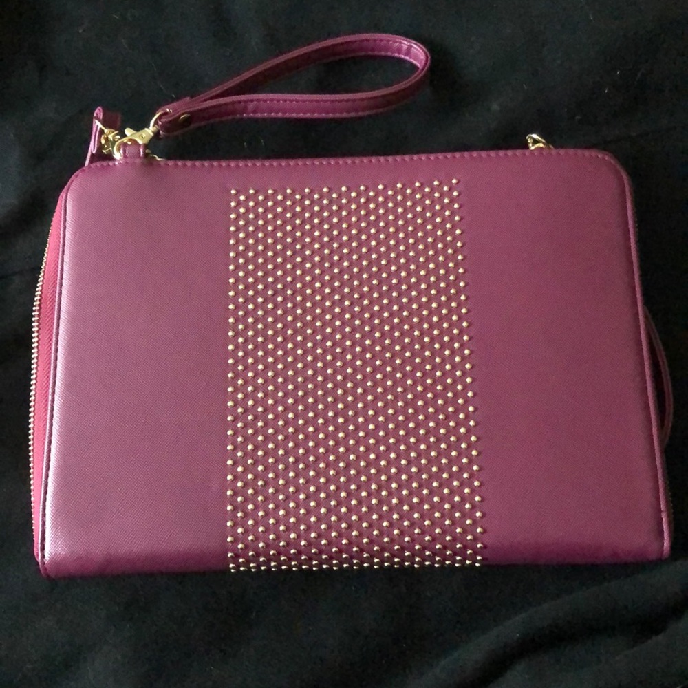 Cute clutch/over the shoulder purse